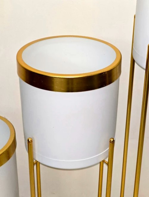 Vase and stand set in 3 sizes
